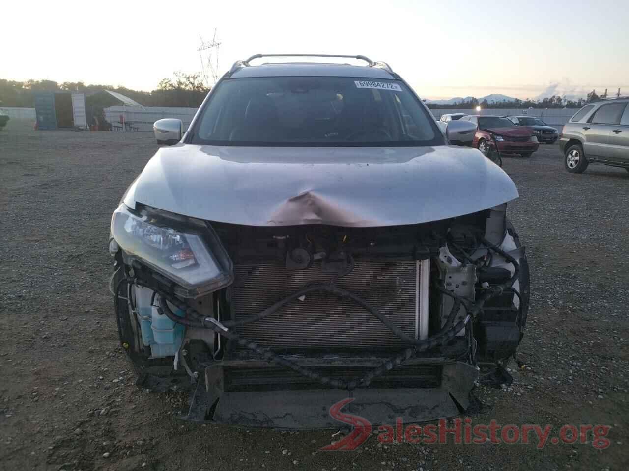 5N1AT2MV1JC778137 2018 NISSAN ROGUE