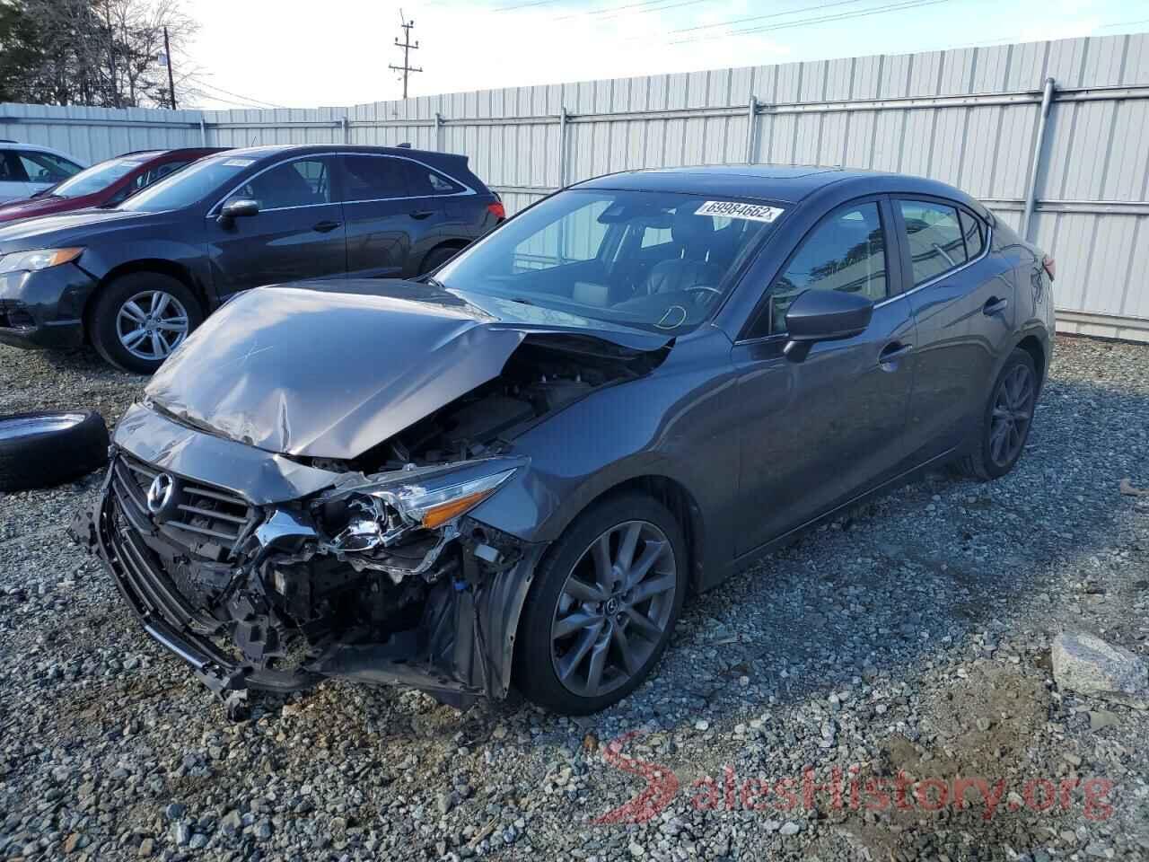 3MZBN1V34JM215878 2018 MAZDA 3