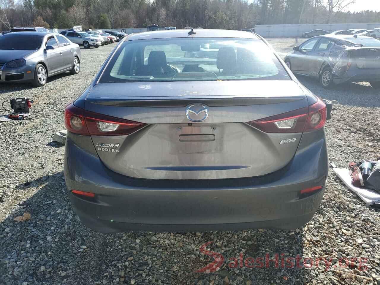 3MZBN1V34JM215878 2018 MAZDA 3