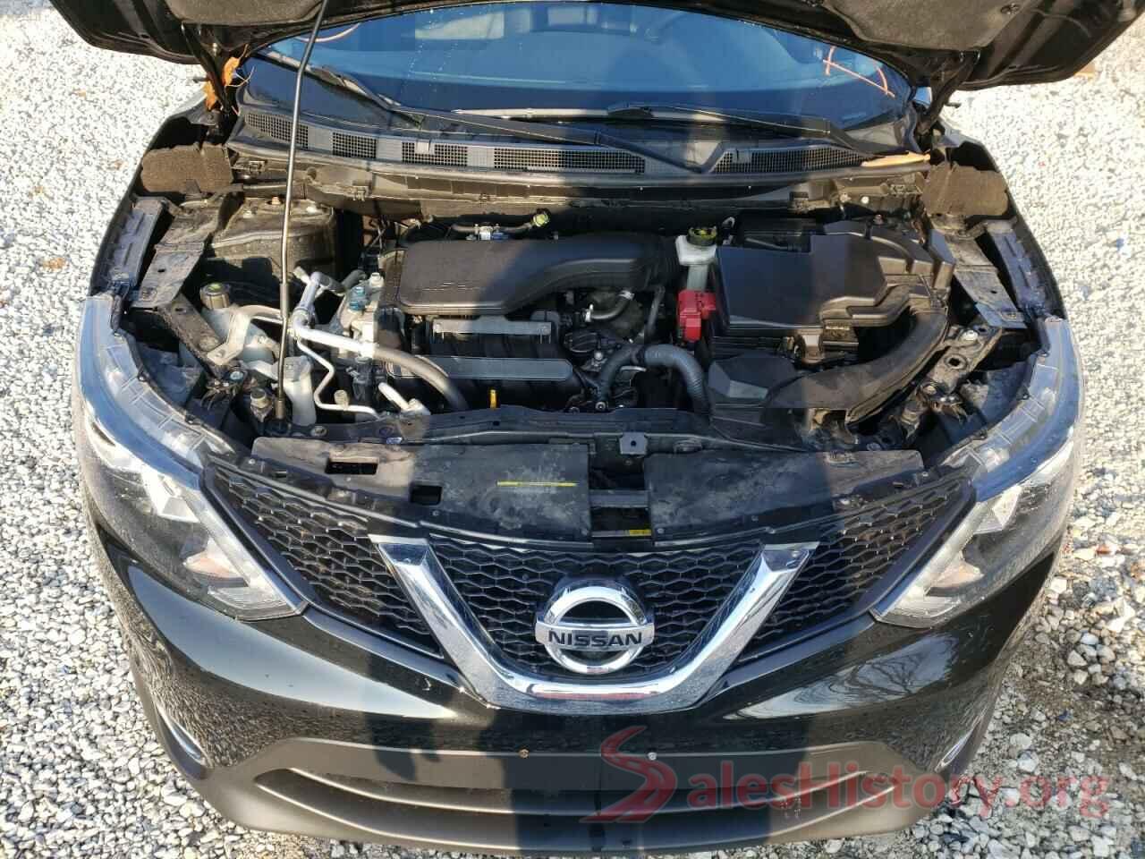 JN1BJ1CR8HW144185 2017 NISSAN ROGUE