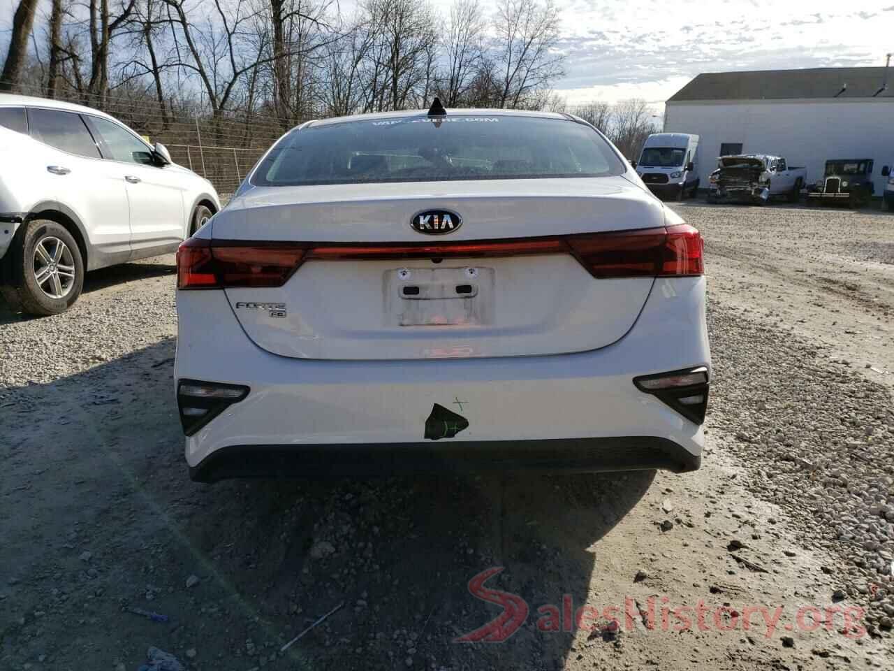 3KPF24AD3KE132564 2019 KIA FORTE