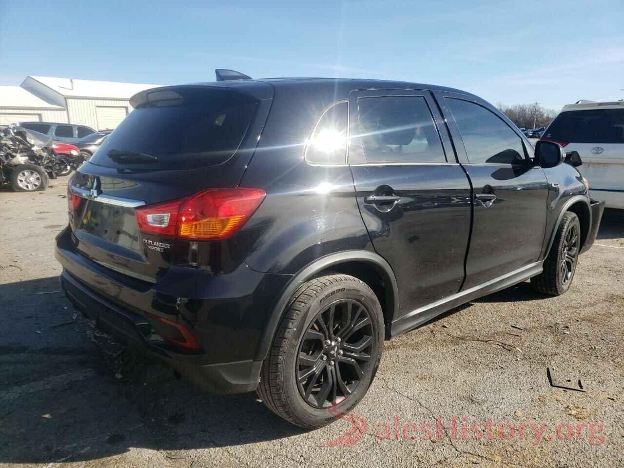 JA4AP3AU4JU014202 2018 MITSUBISHI OUTLANDER