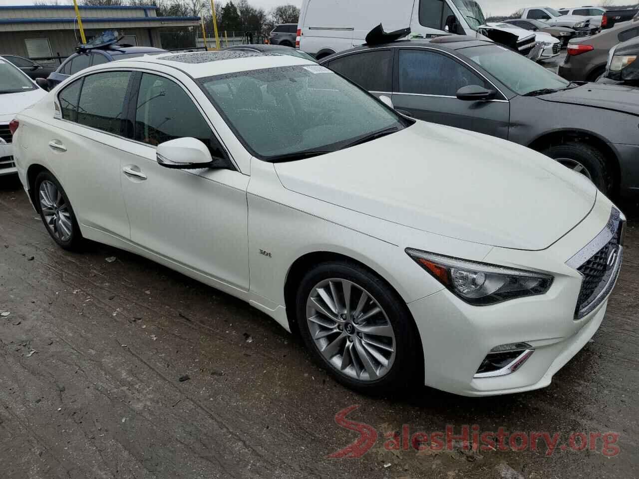 JN1EV7AR3JM439915 2018 INFINITI Q50