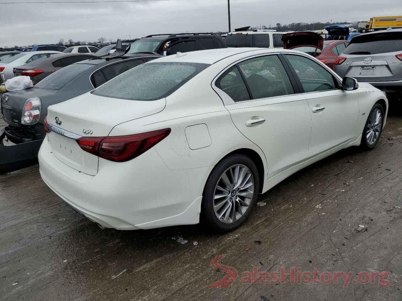 JN1EV7AR3JM439915 2018 INFINITI Q50