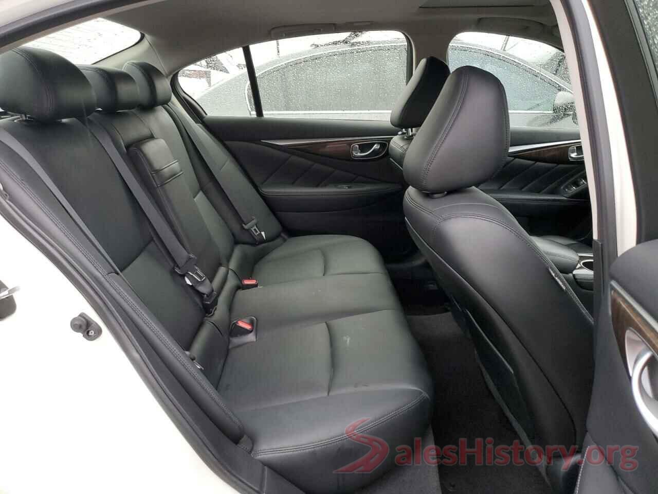 JN1EV7AR3JM439915 2018 INFINITI Q50