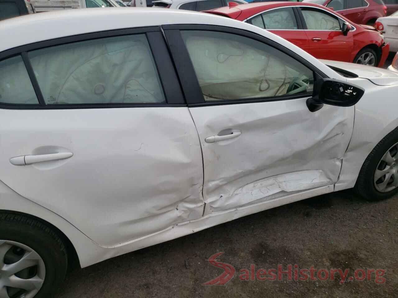 3MZBN1U7XJM176248 2018 MAZDA 3