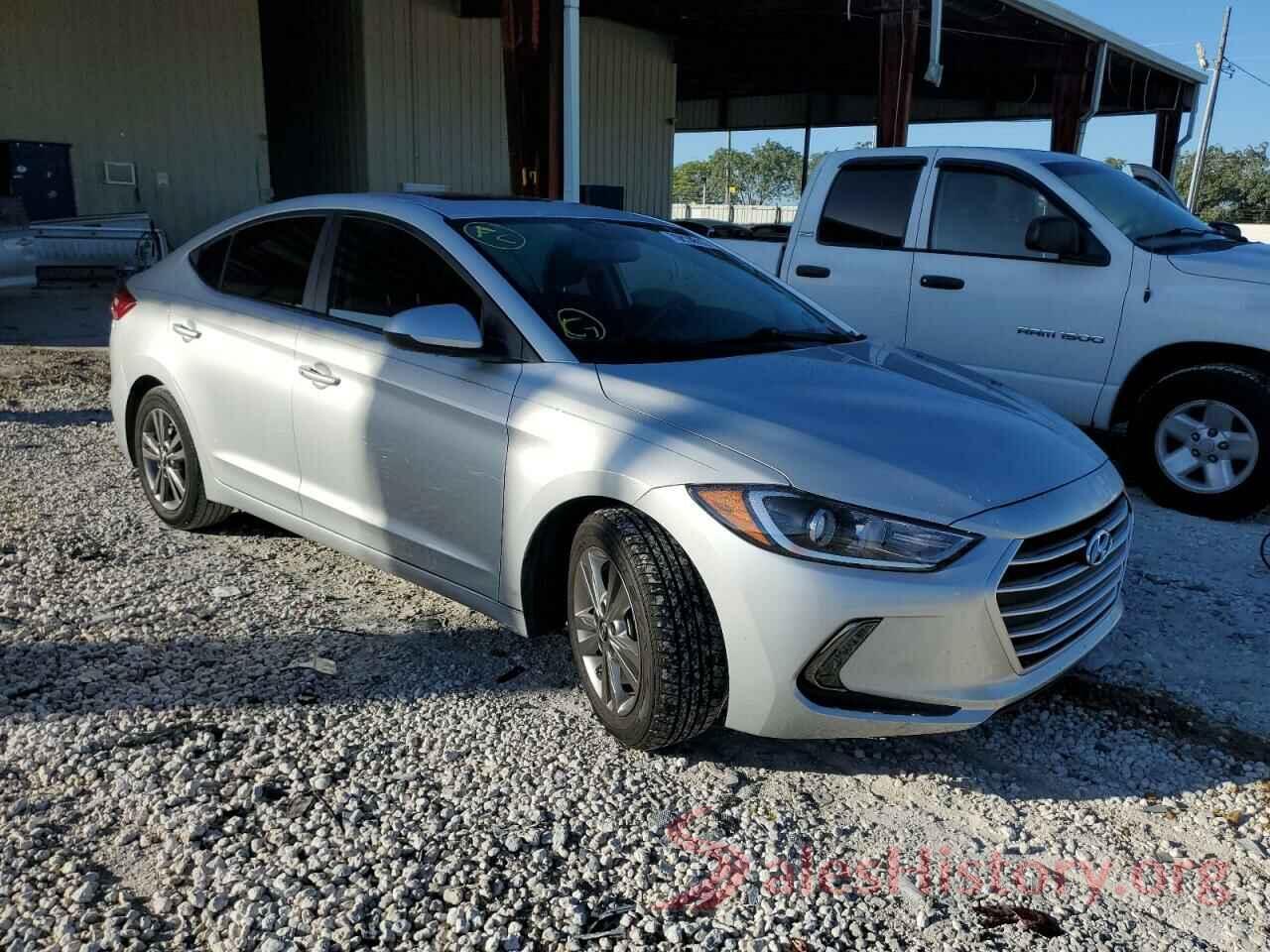 5NPD84LFXJH260752 2018 HYUNDAI ELANTRA