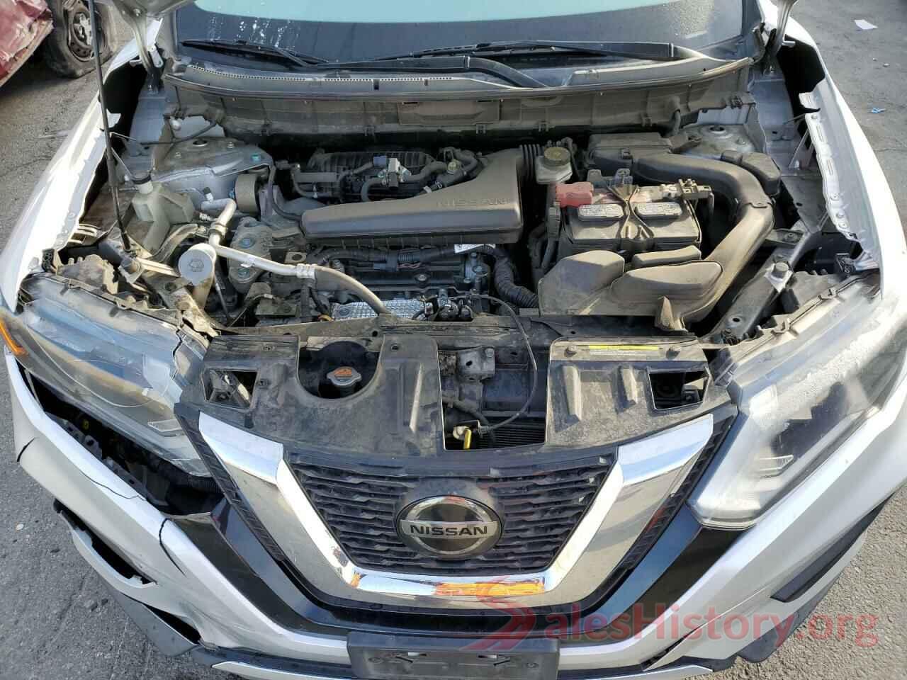 KNMAT2MV1JP528698 2018 NISSAN ROGUE