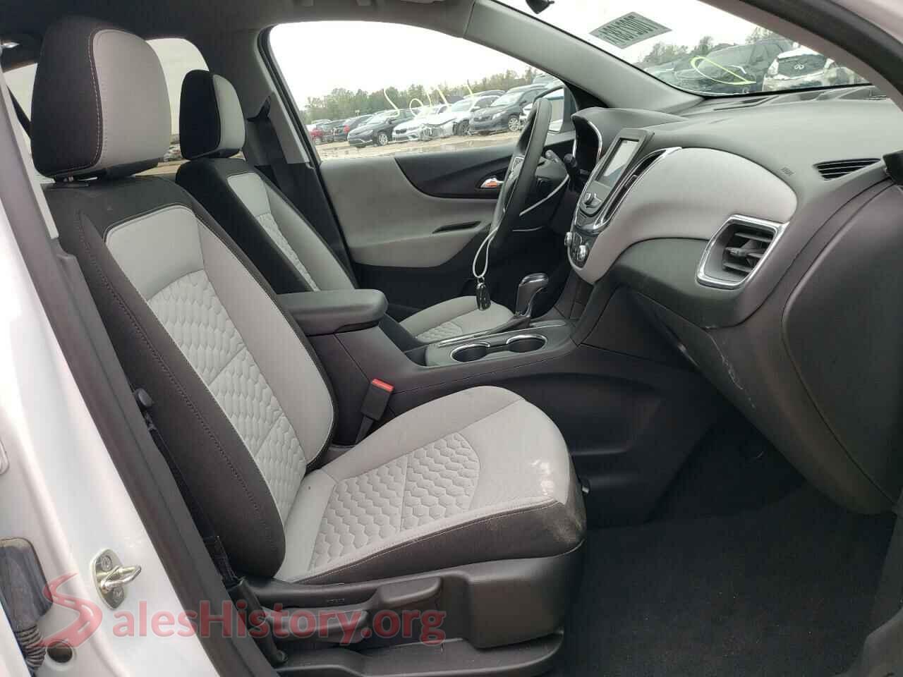 2020 CHEVROLET EQUINOX VIN 3GNAXHEVXLS679637, rear view