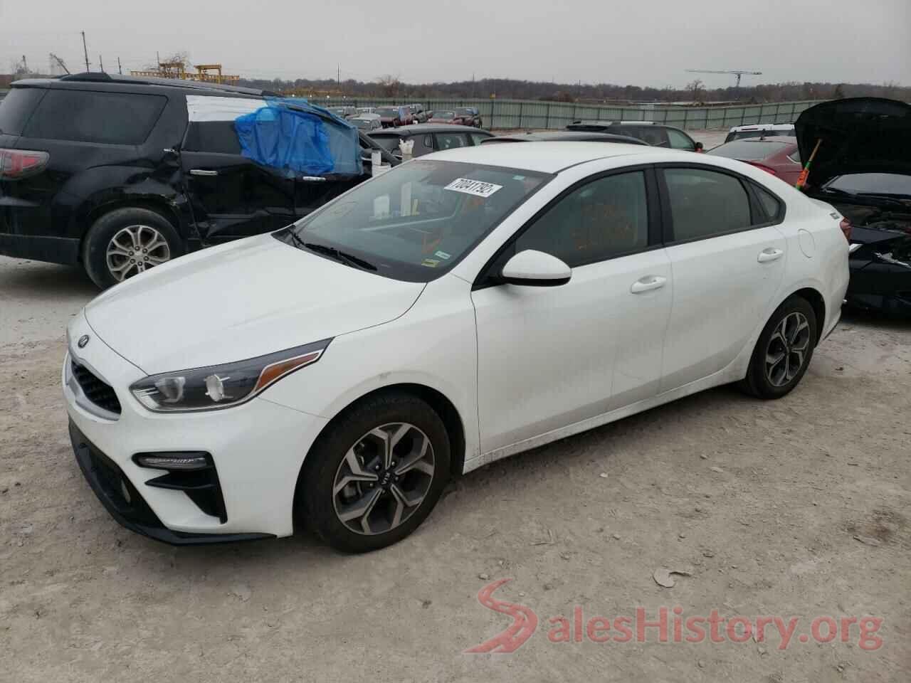 3KPF24AD4ME277583 2021 KIA FORTE