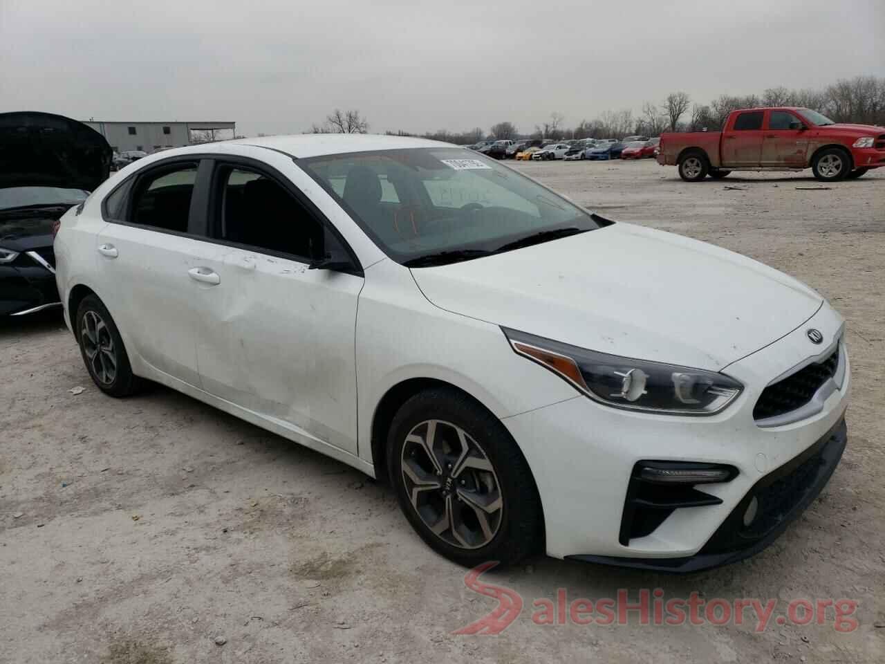 3KPF24AD4ME277583 2021 KIA FORTE