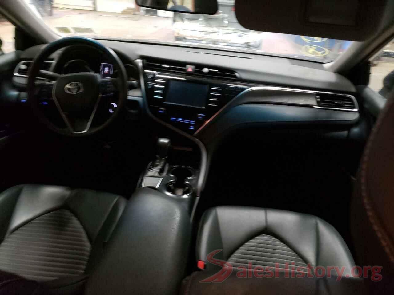 4T1B11HK5JU129522 2018 TOYOTA CAMRY