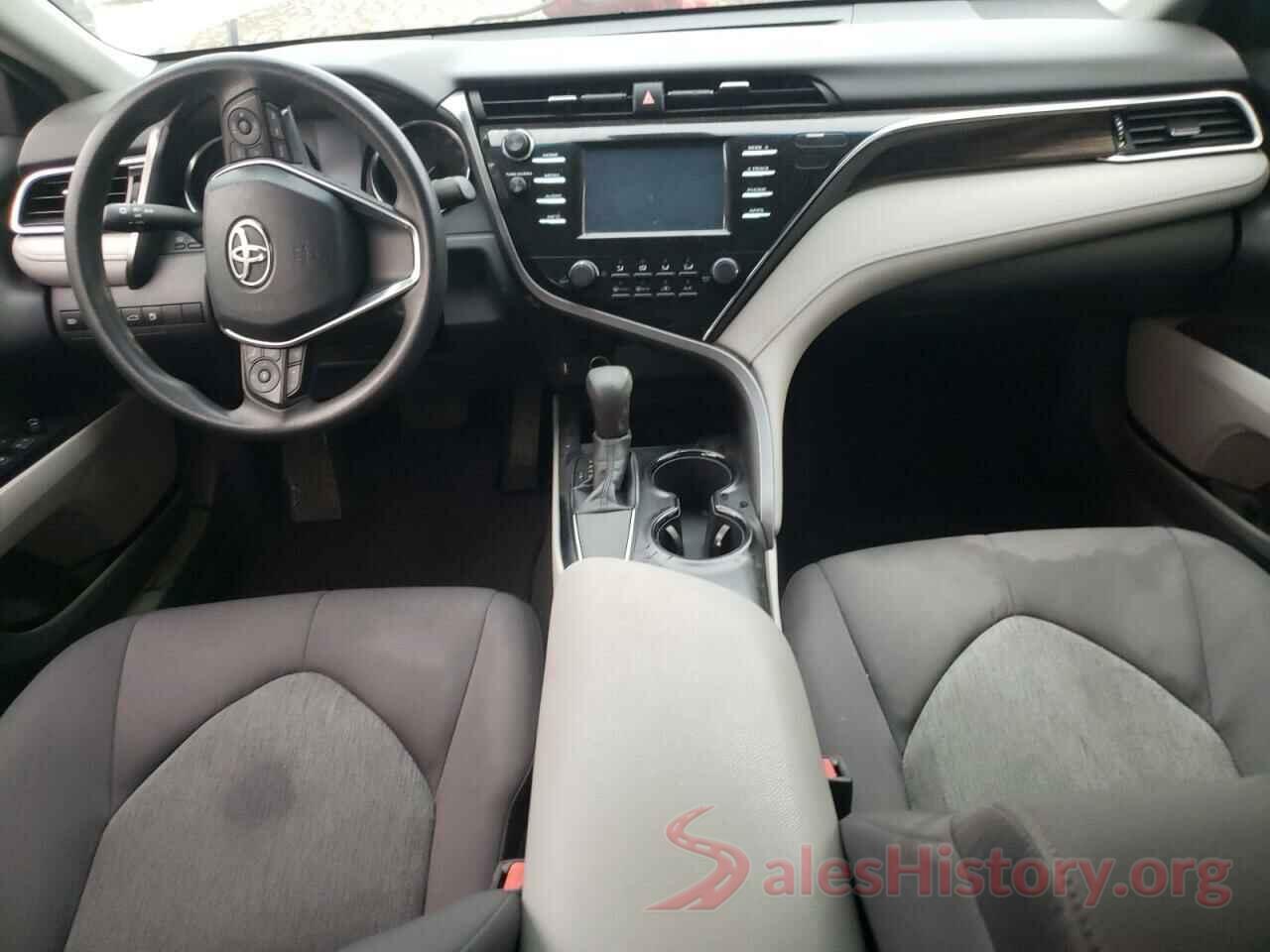 4T1B11HK7JU620982 2018 TOYOTA CAMRY