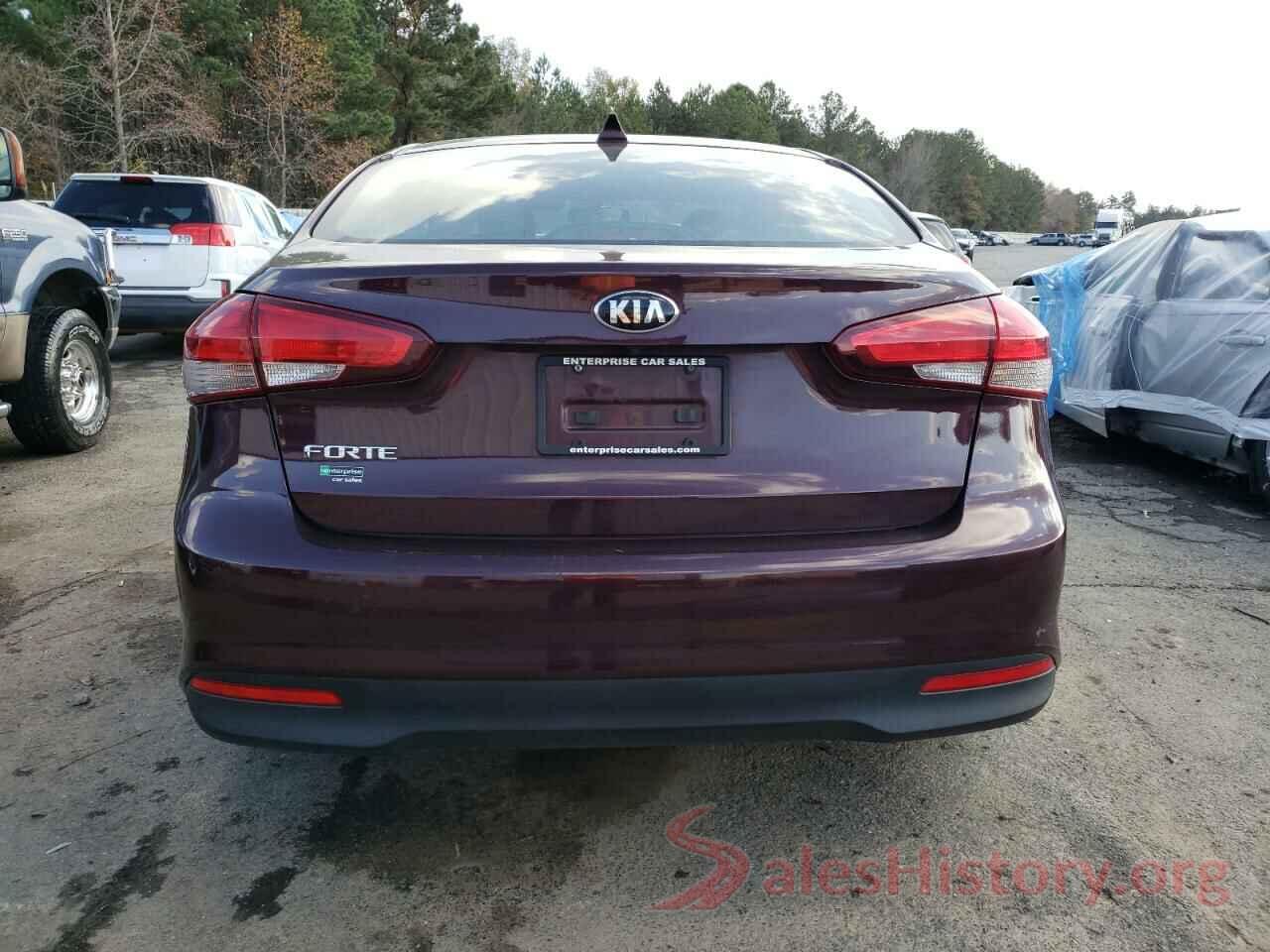 3KPFL4A79JE196498 2018 KIA FORTE