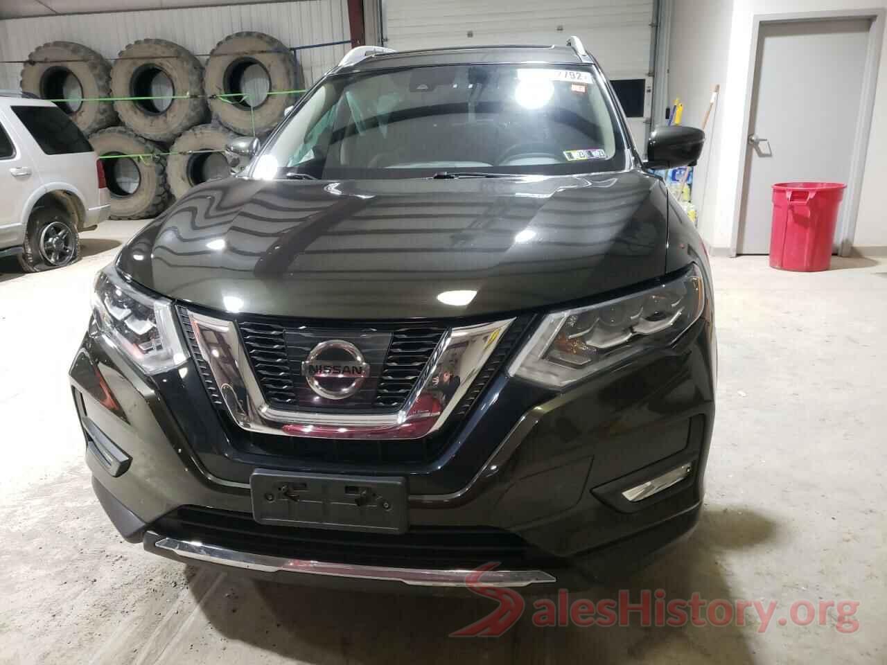 JN8AT2MV3HW022696 2017 NISSAN ROGUE