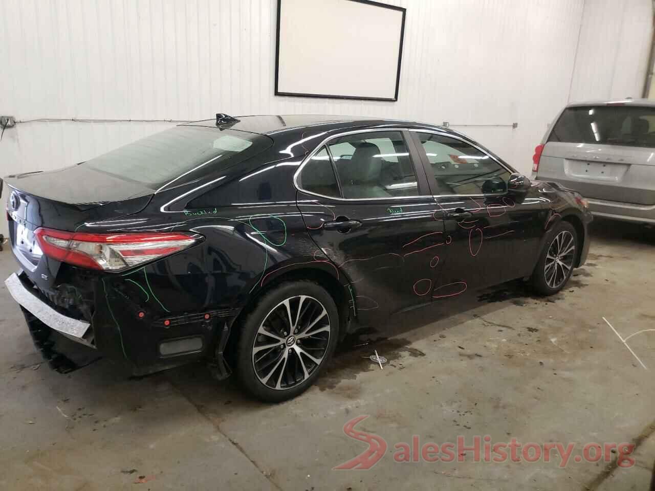 4T1B11HK2KU704418 2019 TOYOTA CAMRY