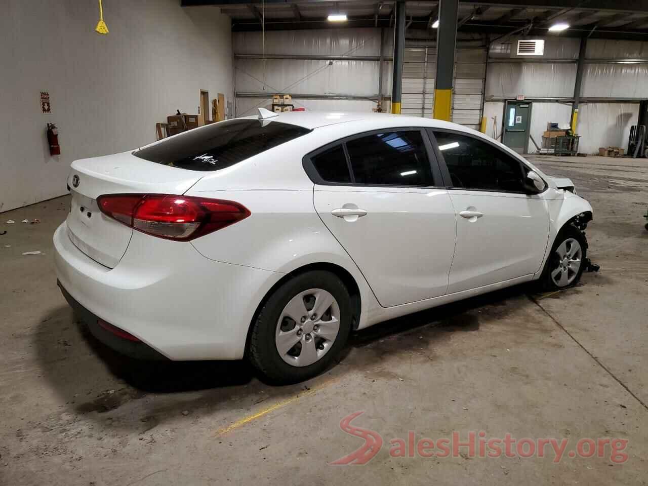 3KPFK4A78HE156426 2017 KIA FORTE