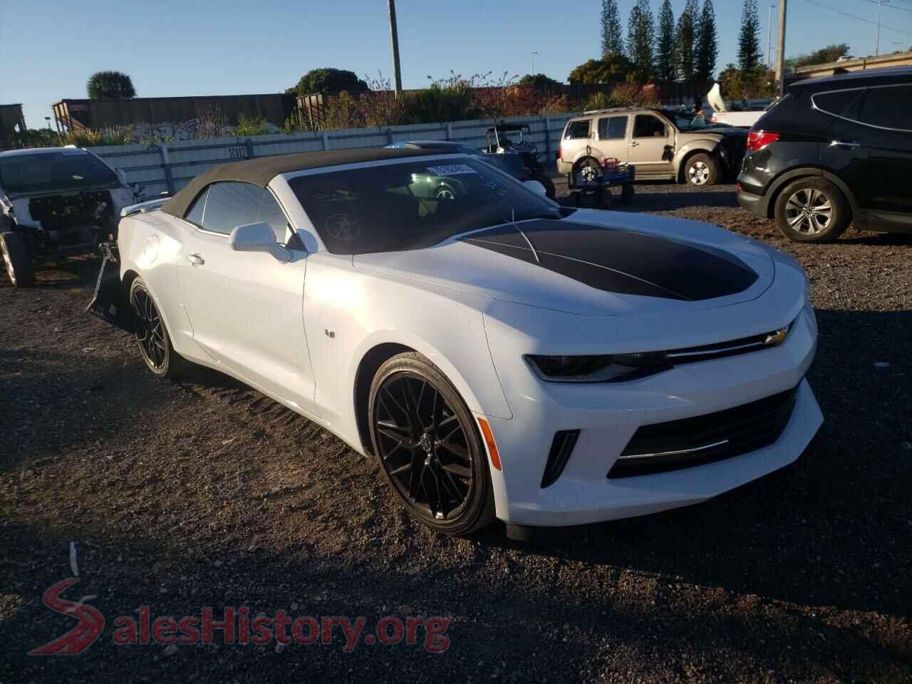 2018 CHEVROLET CAMARO VIN 1G1FB3DX0J0133378, auction photo
