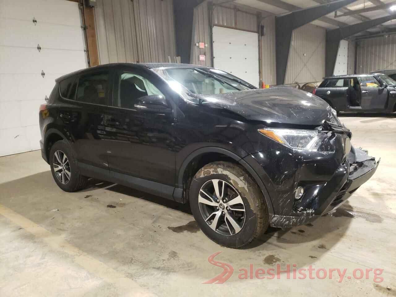 2T3RFREV8JW802968 2018 TOYOTA RAV4