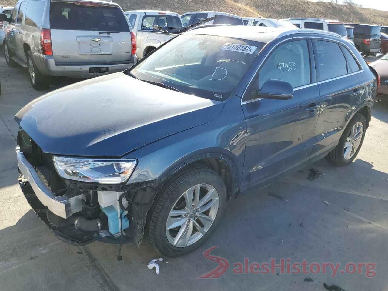 WA1JCCFS5HR010322 2017 AUDI Q3