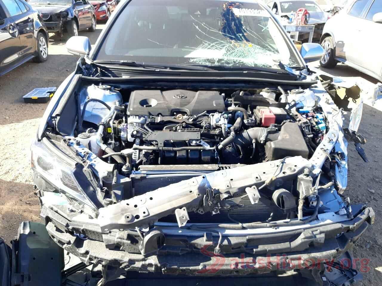 4T1B11HK3JU082362 2018 TOYOTA CAMRY