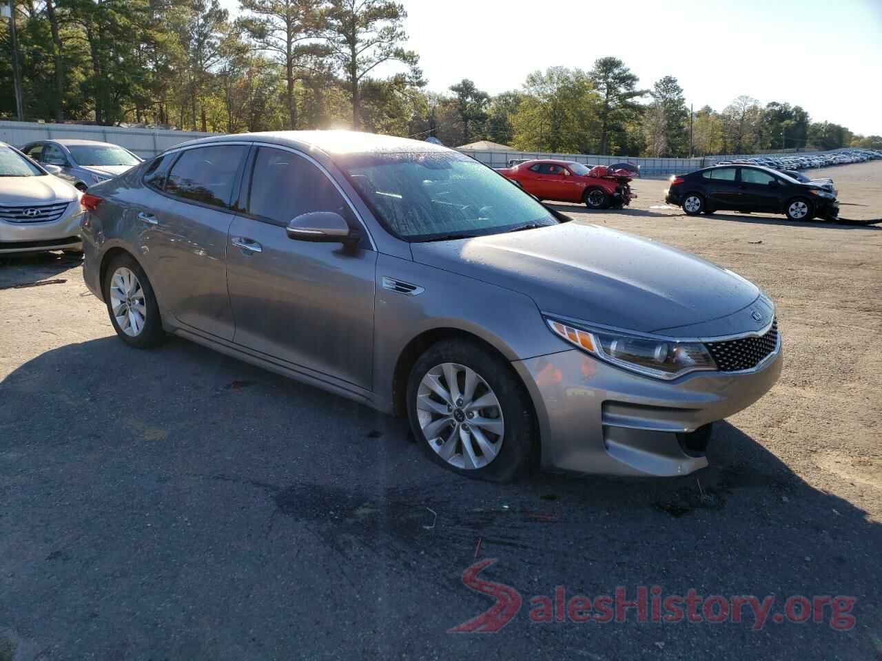 5XXGU4L35HG143004 2017 KIA OPTIMA