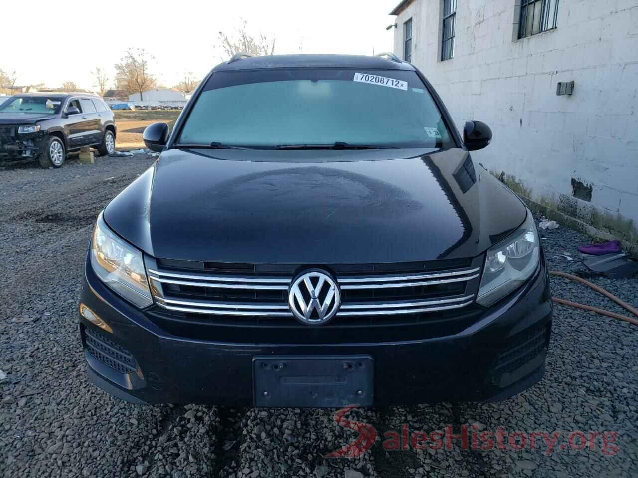 WVGBV7AX3HK044312 2017 VOLKSWAGEN TIGUAN