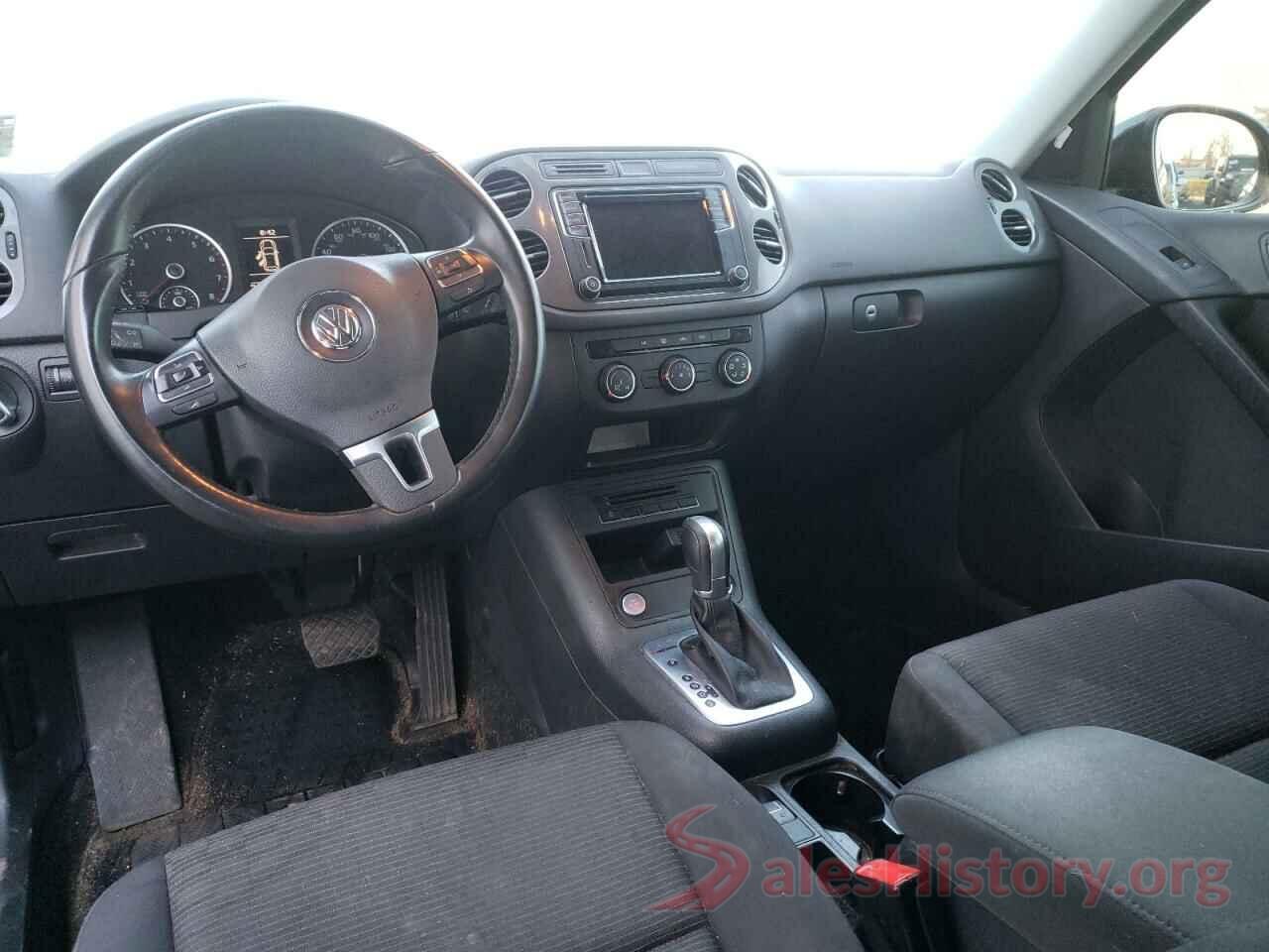 WVGBV7AX3HK044312 2017 VOLKSWAGEN TIGUAN