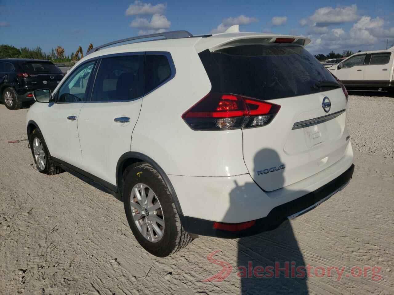 KNMAT2MV1JP555612 2018 NISSAN ROGUE