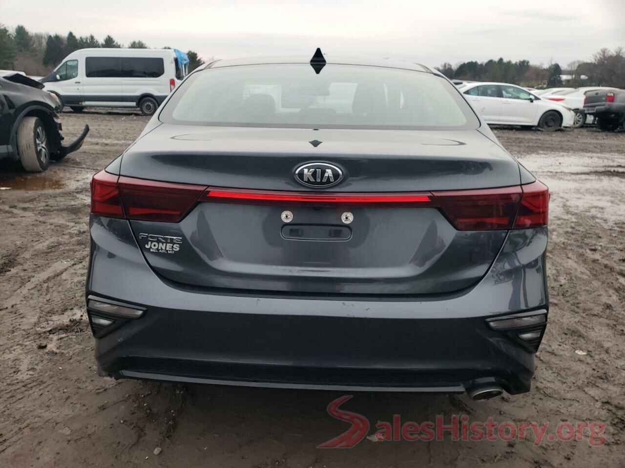 3KPF24AD5KE084646 2019 KIA FORTE