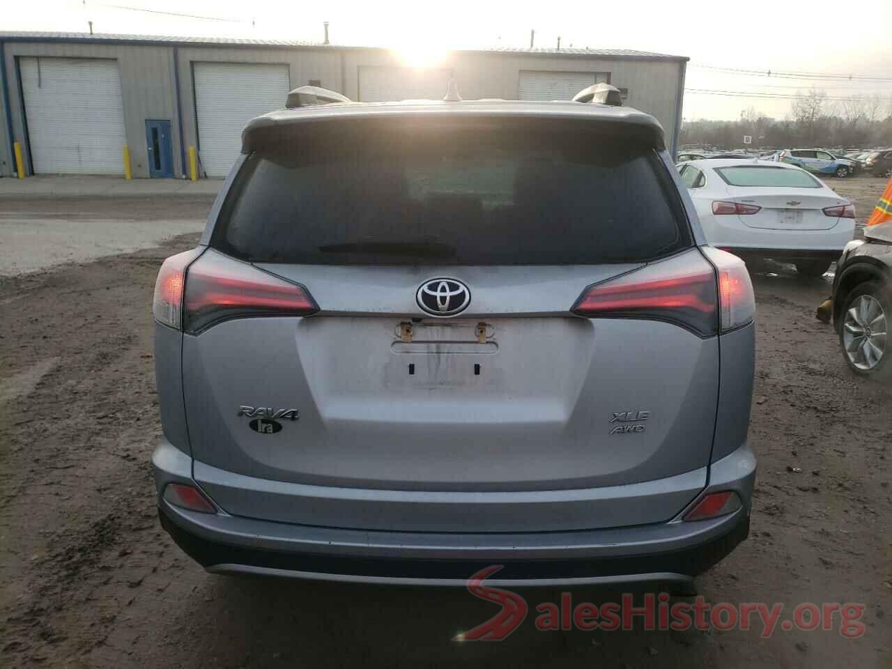 2T3RFREV1HW677239 2017 TOYOTA RAV4