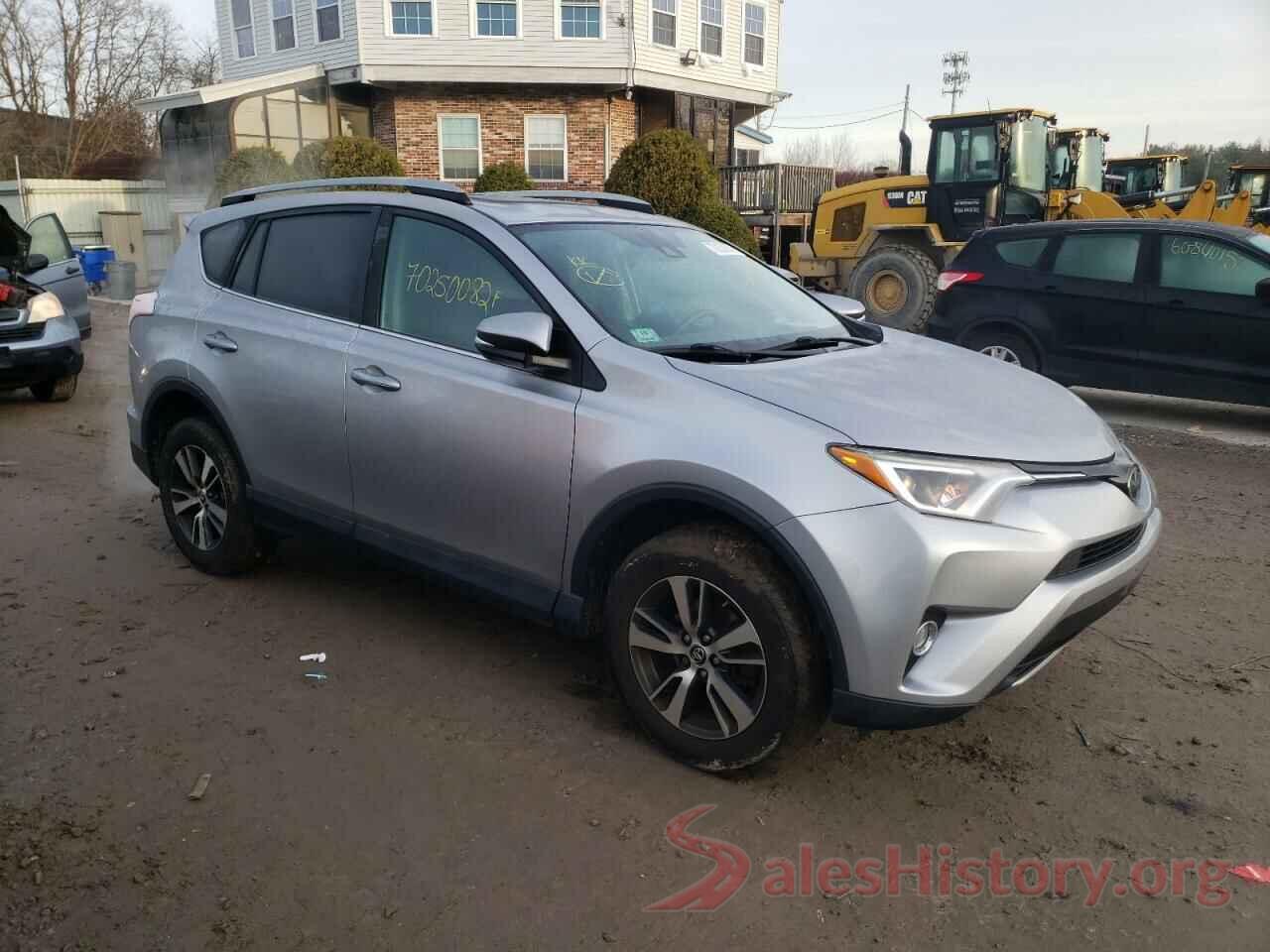 2T3RFREV1HW677239 2017 TOYOTA RAV4