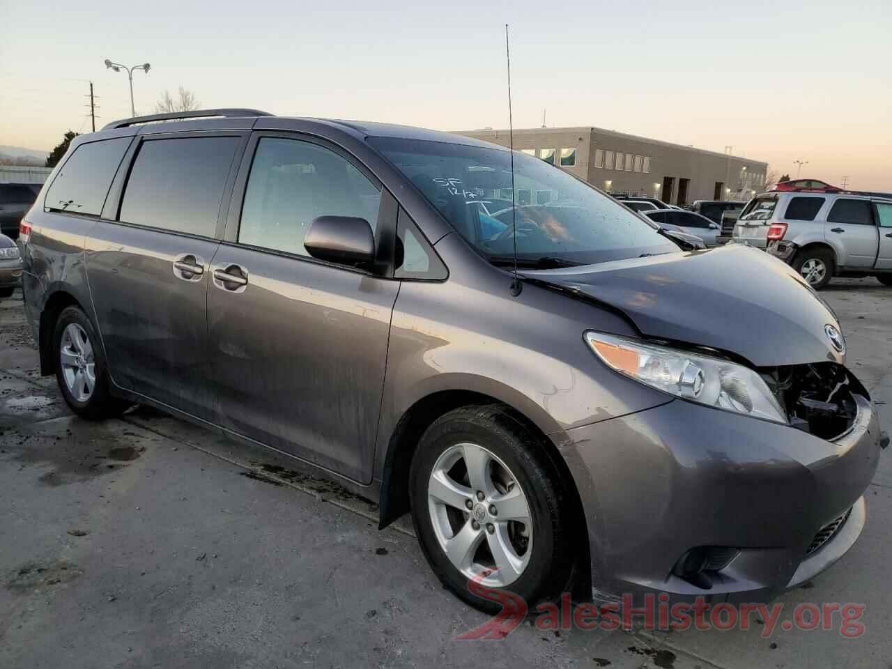 5TDKK3DC0DS402242 2013 TOYOTA SIENNA