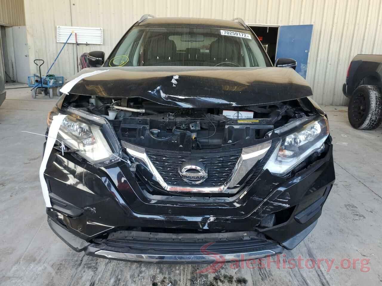 KNMAT2MT2HP527813 2017 NISSAN ROGUE