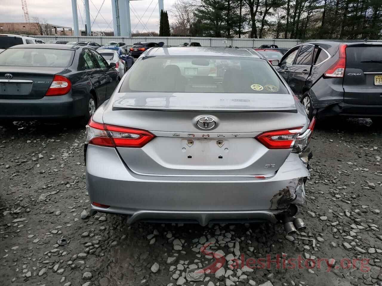 JTNB11HK6J3044906 2018 TOYOTA CAMRY