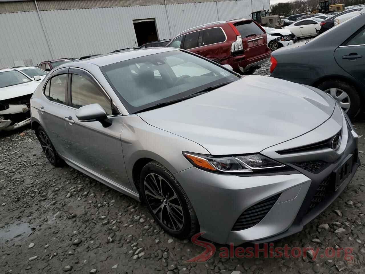 JTNB11HK6J3044906 2018 TOYOTA CAMRY