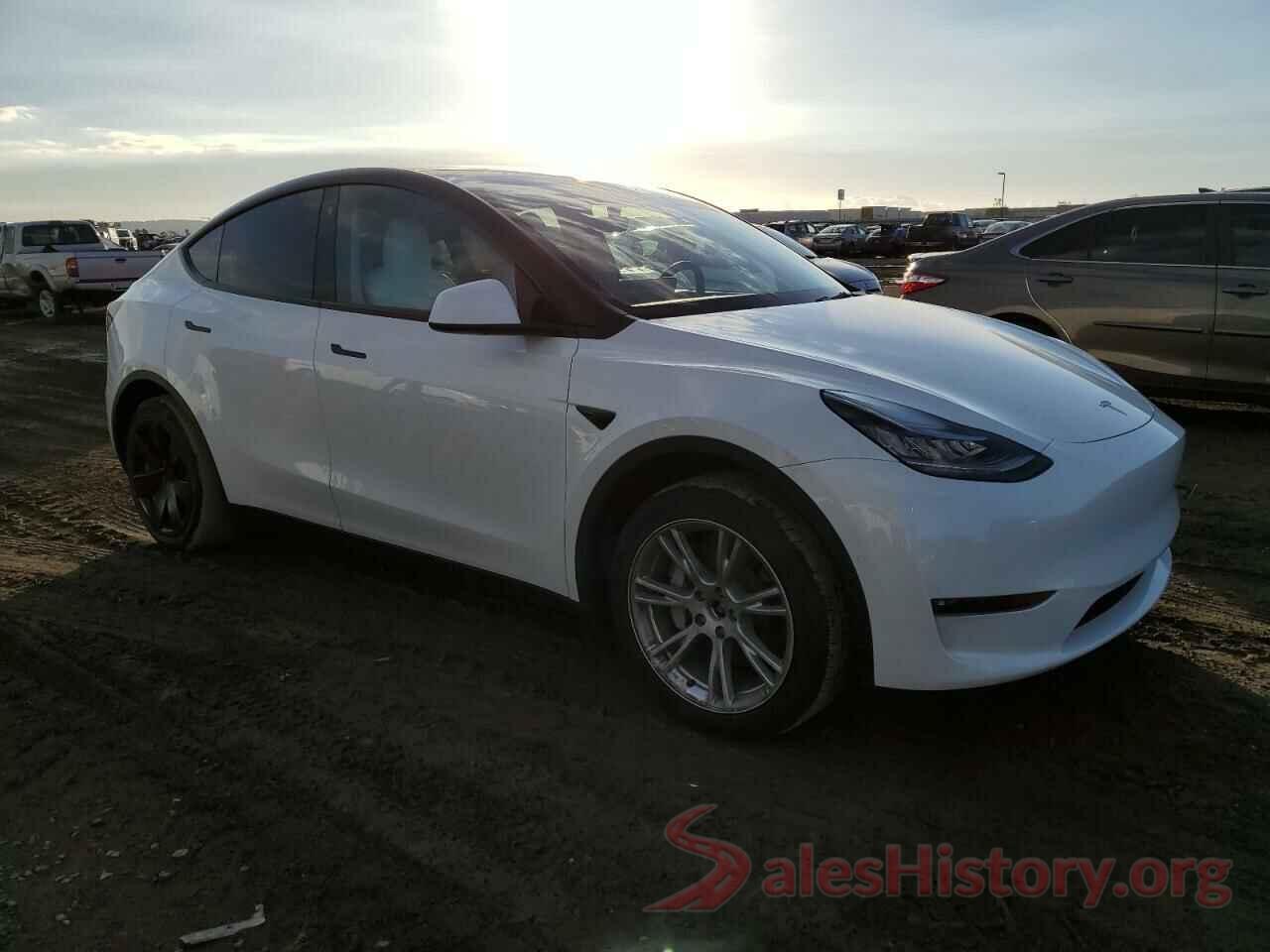 5YJYGDEE9MF300928 2021 TESLA MODEL Y