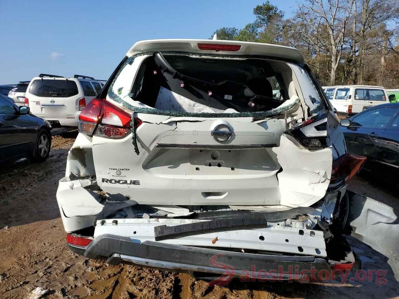 KNMAT2MT6JP609789 2018 NISSAN ROGUE