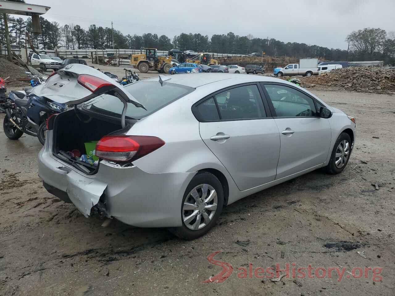 3KPFK4A7XJE274032 2018 KIA FORTE