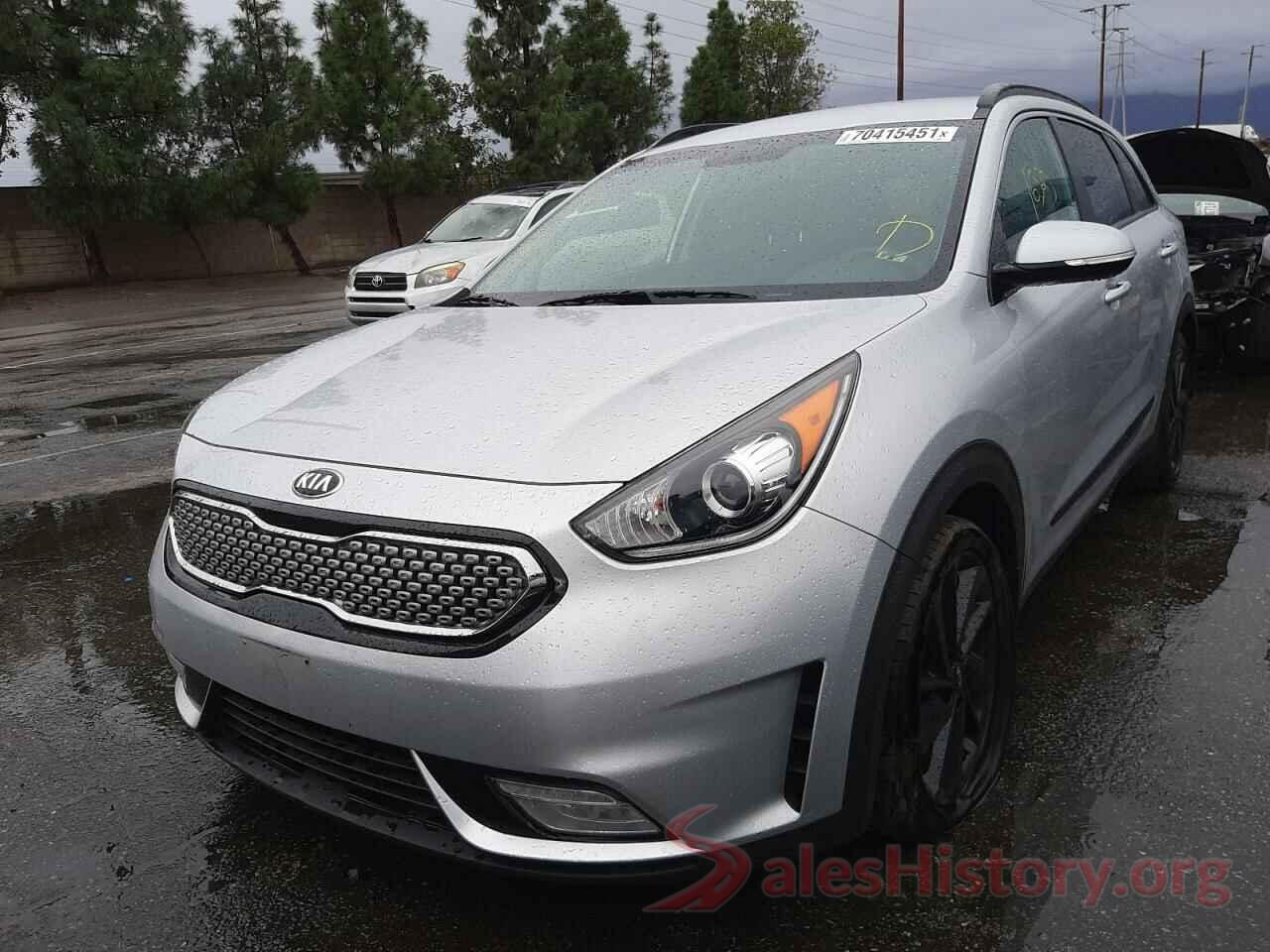 KNDCC3LC8K5310320 2019 KIA NIRO