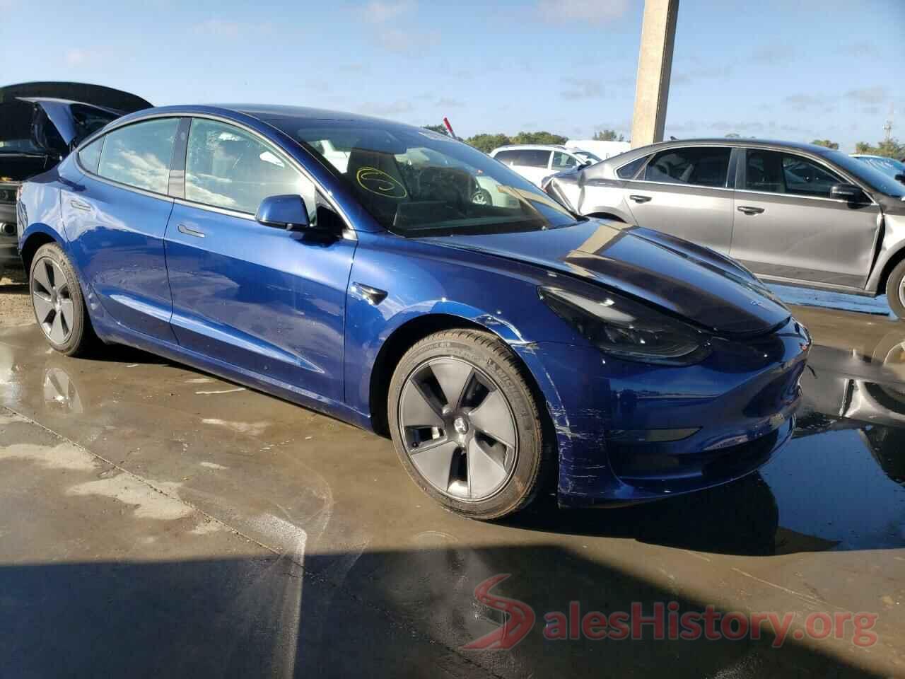 5YJ3E1EA8MF977092 2021 TESLA MODEL 3