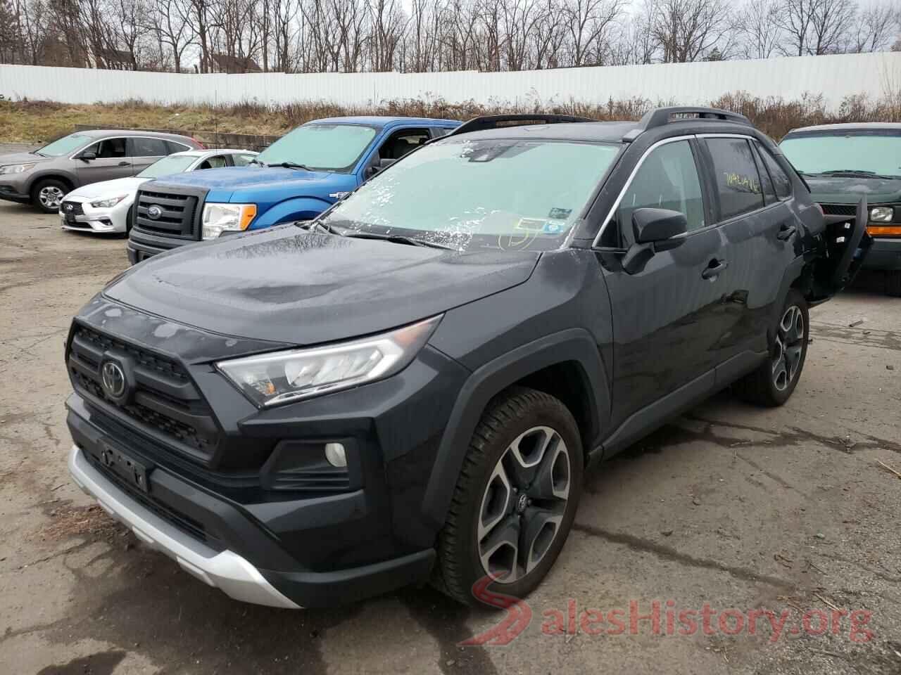 2T3J1RFV0KW014763 2019 TOYOTA RAV4