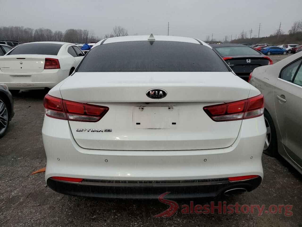 KNAGT4L31J5215939 2018 KIA OPTIMA