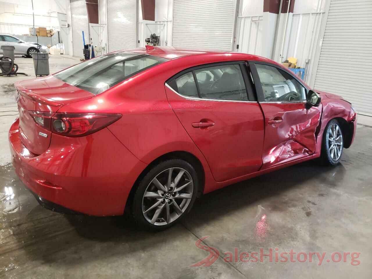 3MZBN1V38JM187700 2018 MAZDA 3