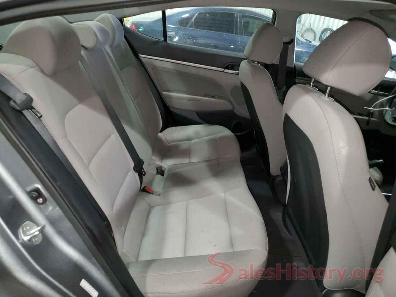 KMHD84LFXJU608017 2018 HYUNDAI ELANTRA