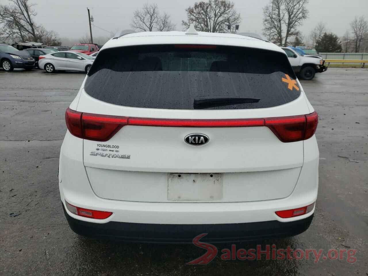 KNDPMCAC7J7421607 2018 KIA SPORTAGE