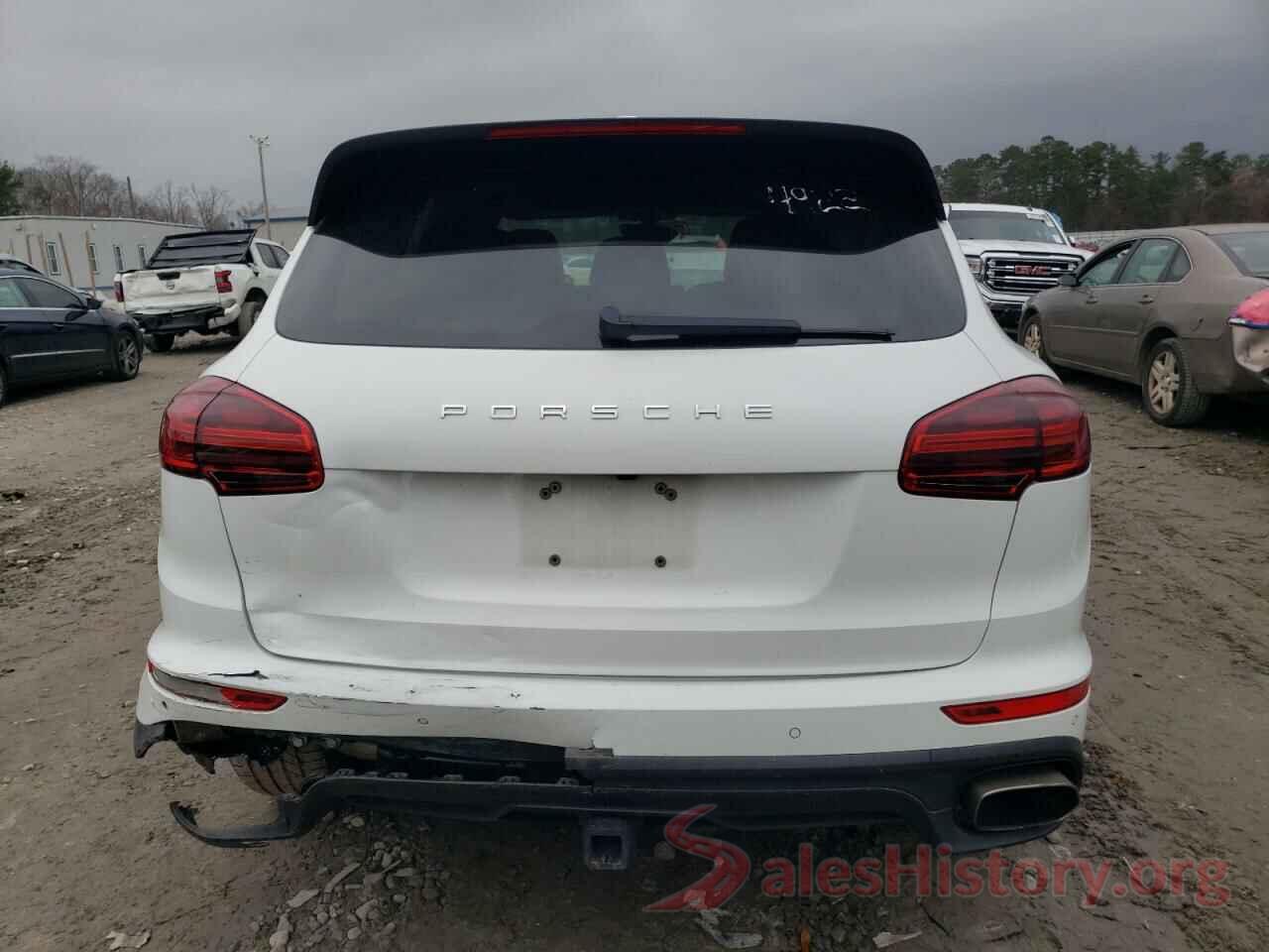 WP1AA2A24JKA00987 2018 PORSCHE CAYENNE