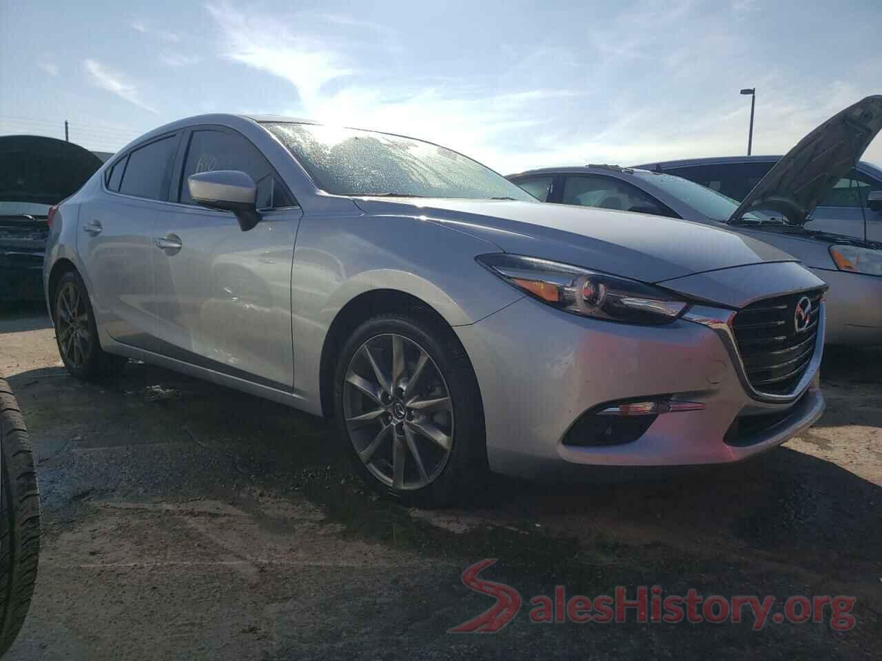 3MZBN1W32JM171328 2018 MAZDA 3