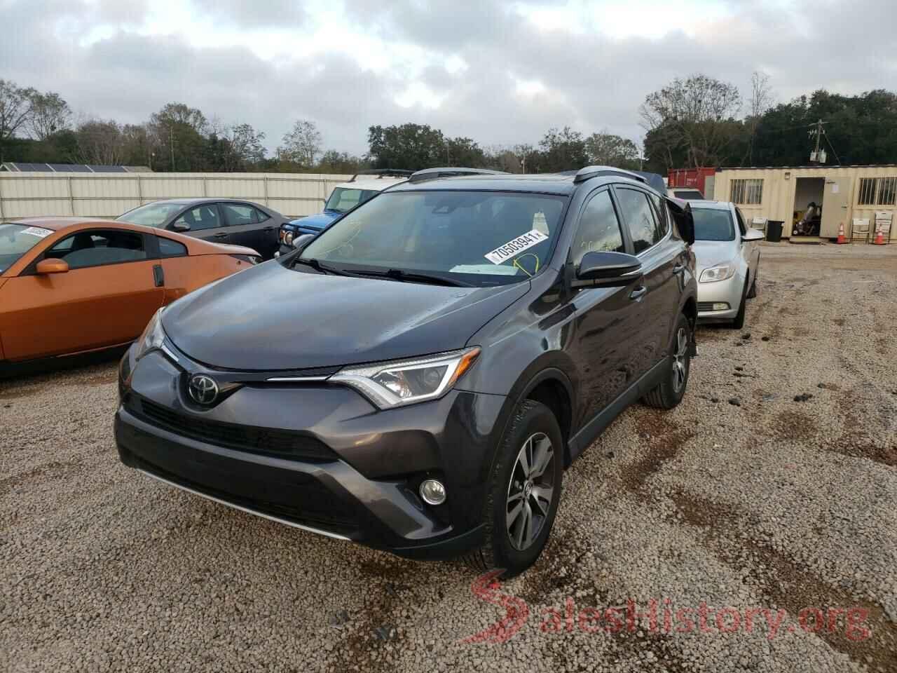 JTMWFREV3JJ169216 2018 TOYOTA RAV4