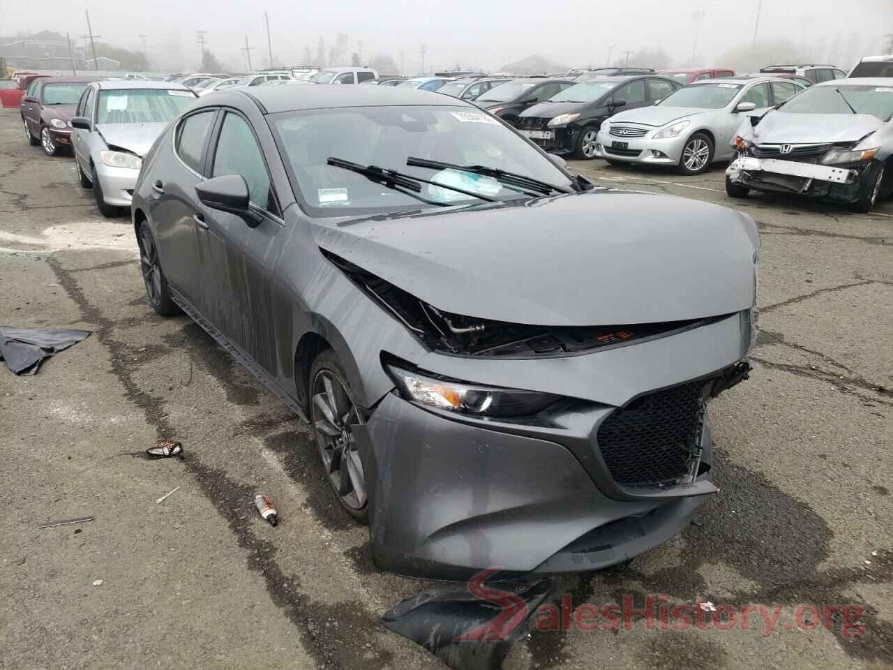 JM1BPAMM5K1138265 2019 MAZDA 3